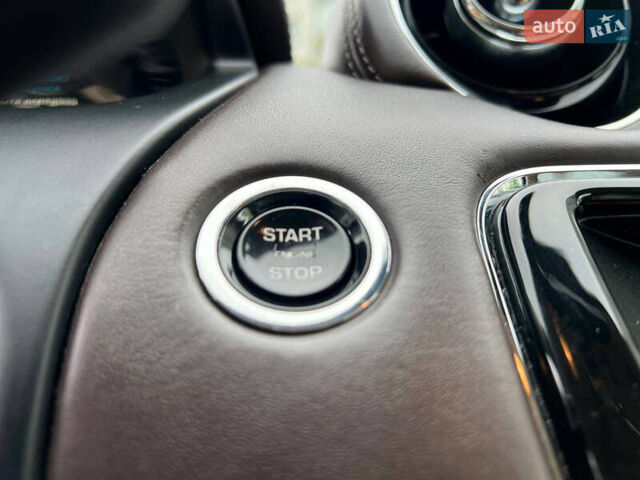 Синий Ягуар Икс Джей, объемом двигателя 2.99 л и пробегом 140 тыс. км за 24850 $, фото 37 на Automoto.ua