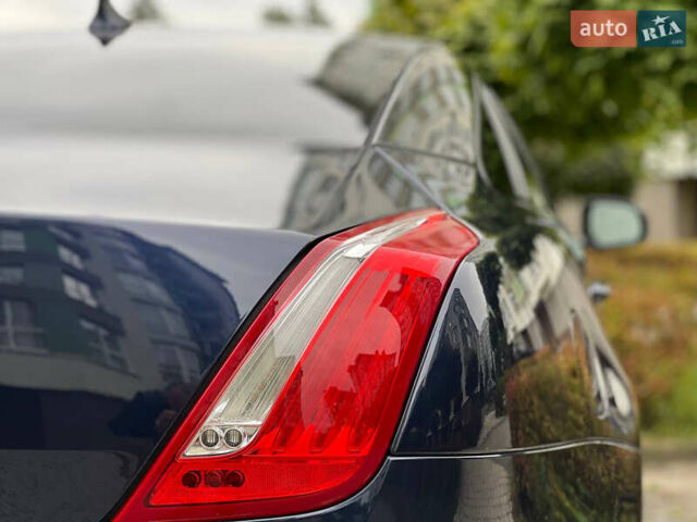 Синий Ягуар Икс Джей, объемом двигателя 2.99 л и пробегом 140 тыс. км за 24850 $, фото 21 на Automoto.ua