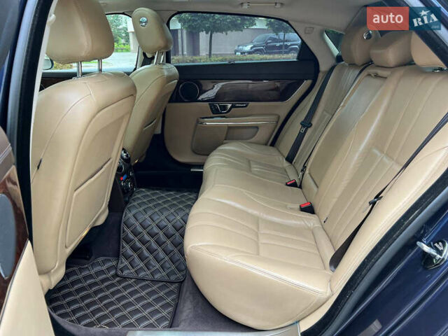 Синий Ягуар Икс Джей, объемом двигателя 2.99 л и пробегом 140 тыс. км за 24850 $, фото 52 на Automoto.ua