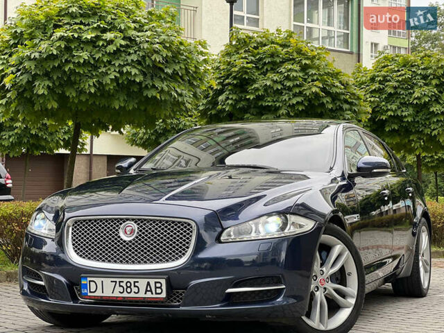 Синий Ягуар Икс Джей, объемом двигателя 2.99 л и пробегом 140 тыс. км за 24850 $, фото 8 на Automoto.ua