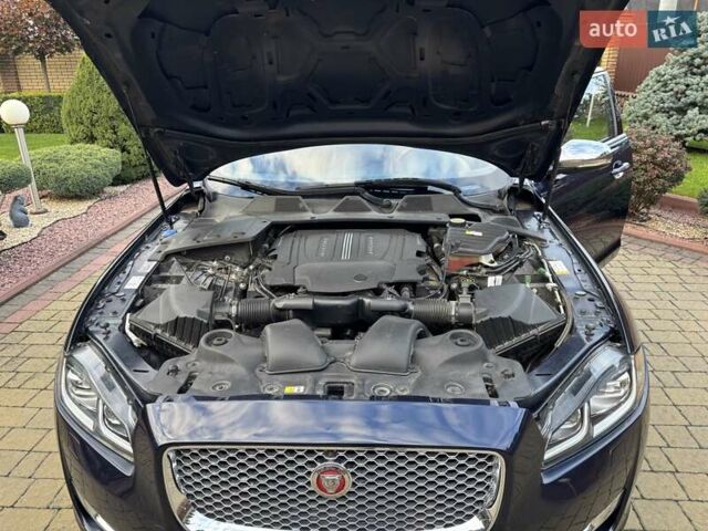 Синий Ягуар Икс Джей, объемом двигателя 3 л и пробегом 147 тыс. км за 24700 $, фото 53 на Automoto.ua