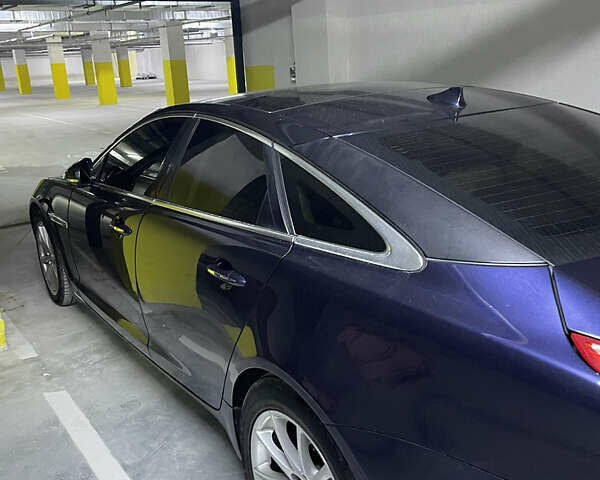 Синий Ягуар Икс Джей, объемом двигателя 3 л и пробегом 177 тыс. км за 15150 $, фото 27 на Automoto.ua