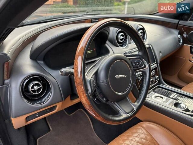 Синий Ягуар Икс Джей, объемом двигателя 3 л и пробегом 147 тыс. км за 24700 $, фото 26 на Automoto.ua
