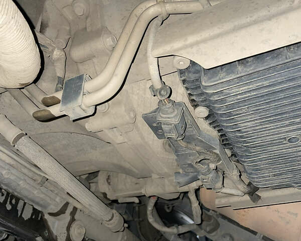 Синий Ягуар Икс Джей, объемом двигателя 3 л и пробегом 177 тыс. км за 15150 $, фото 35 на Automoto.ua