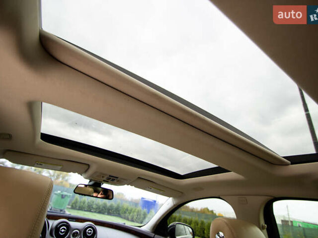 Синий Ягуар Икс Джей, объемом двигателя 3 л и пробегом 177 тыс. км за 15150 $, фото 25 на Automoto.ua