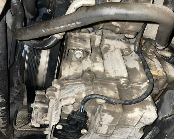 Синий Ягуар Икс Джей, объемом двигателя 3 л и пробегом 177 тыс. км за 15150 $, фото 38 на Automoto.ua