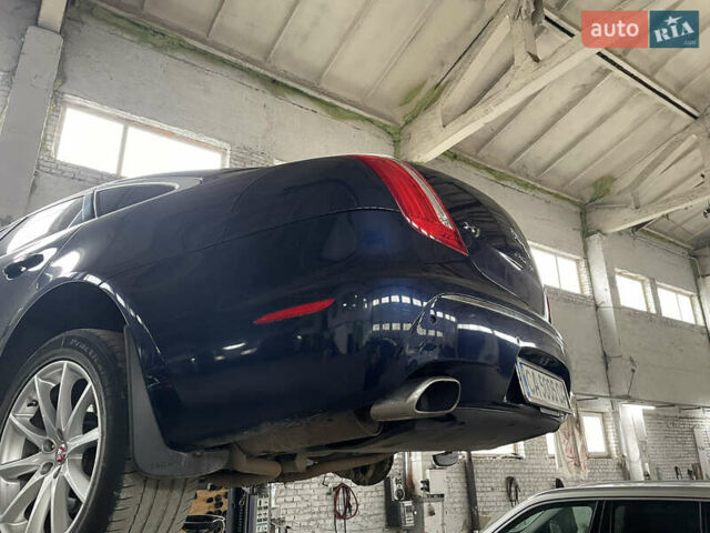 Синий Ягуар Икс Джей, объемом двигателя 3 л и пробегом 177 тыс. км за 15150 $, фото 32 на Automoto.ua