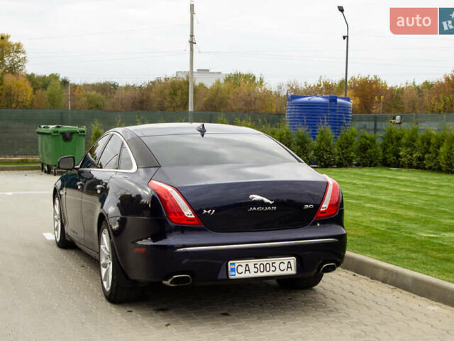 Синий Ягуар Икс Джей, объемом двигателя 3 л и пробегом 177 тыс. км за 15150 $, фото 12 на Automoto.ua