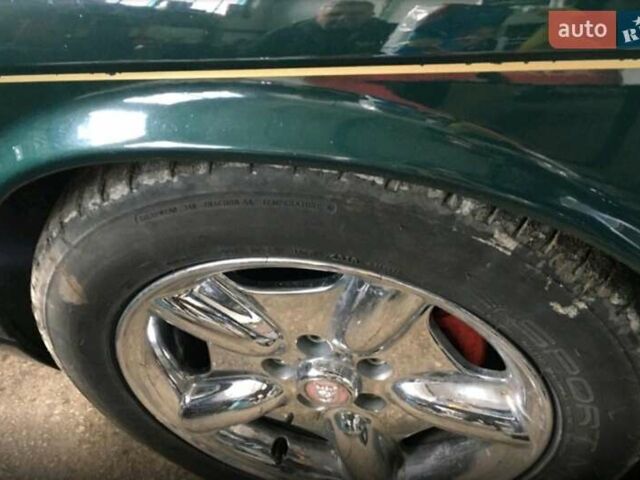 Зеленый Ягуар Икс Джей, объемом двигателя 3.2 л и пробегом 198 тыс. км за 17200 $, фото 2 на Automoto.ua