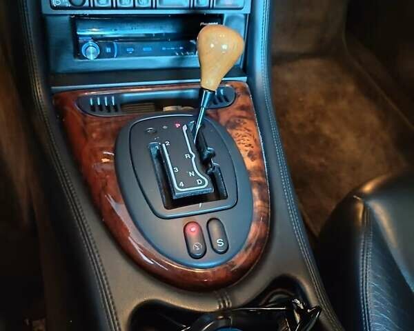 Синий Ягуар ХК, объемом двигателя 4 л и пробегом 999 тыс. км за 20960 $, фото 4 на Automoto.ua