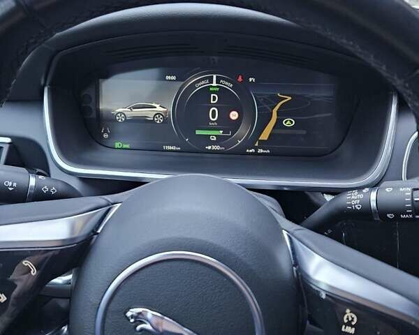 Белый Ягуар I-Pace, объемом двигателя 0 л и пробегом 116 тыс. км за 24480 $, фото 12 на Automoto.ua