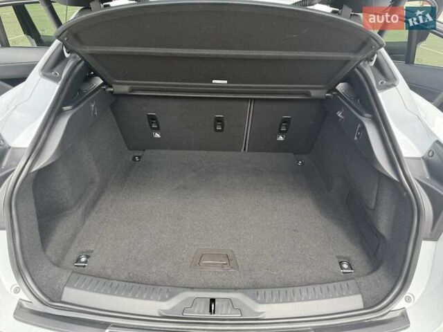 Ягуар I-Pace 2018 в Тернополе на Automoto.ua Белый Ягуар I-Pace, объемом двигателя 0 л и пробегом 114 тыс. км за 22500 $, фото 36 на Automoto.ua