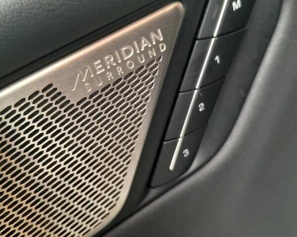 Белый Ягуар I-Pace, объемом двигателя 0 л и пробегом 140 тыс. км за 24000 $, фото 13 на Automoto.ua