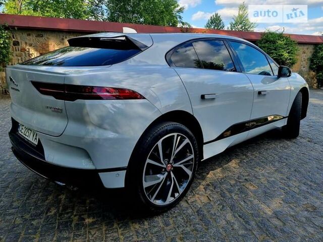 Белый Ягуар I-Pace, объемом двигателя 0 л и пробегом 93 тыс. км за 25000 $, фото 23 на Automoto.ua