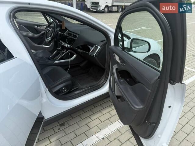 Ягуар I-Pace 2018 в Тернополе на Automoto.ua Белый Ягуар I-Pace, объемом двигателя 0 л и пробегом 114 тыс. км за 22500 $, фото 21 на Automoto.ua