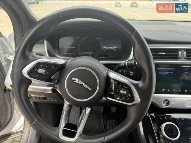 Ягуар I-Pace 2018 в Тернополе на Automoto.ua Белый Ягуар I-Pace, объемом двигателя 0 л и пробегом 114 тыс. км за 22500 $, фото 45 на Automoto.ua
