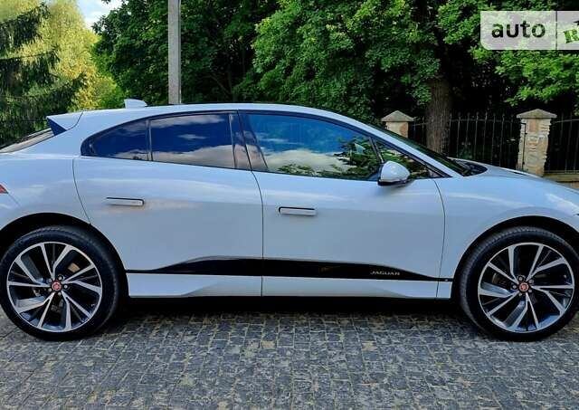 Білий Ягуар I-Pace, об'ємом двигуна 0 л та пробігом 93 тис. км за 25000 $, фото 31 на Automoto.ua