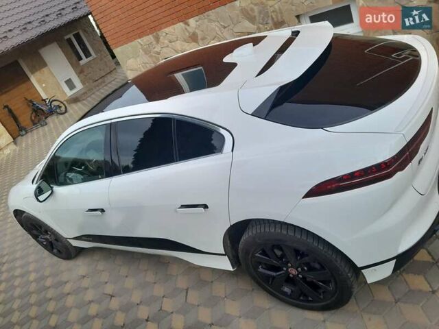 Белый Ягуар I-Pace, объемом двигателя 0 л и пробегом 140 тыс. км за 24000 $, фото 3 на Automoto.ua