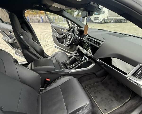 Ягуар I-Pace 2018 в Тернополе на Automoto.ua Белый Ягуар I-Pace, объемом двигателя 0 л и пробегом 114 тыс. км за 22500 $, фото 52 на Automoto.ua