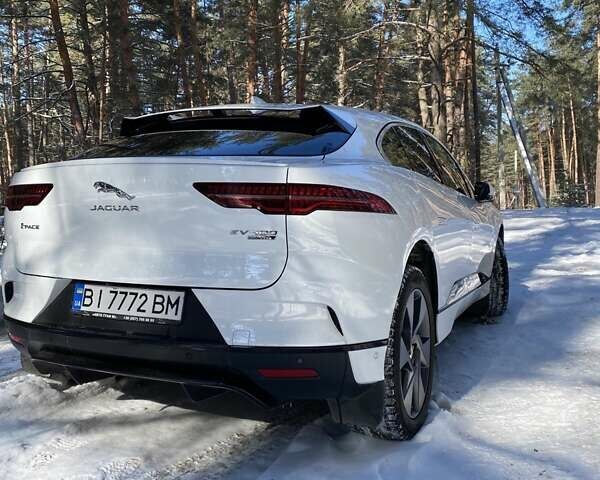 Белый Ягуар I-Pace, объемом двигателя 0 л и пробегом 43 тыс. км за 57000 $, фото 1 на Automoto.ua