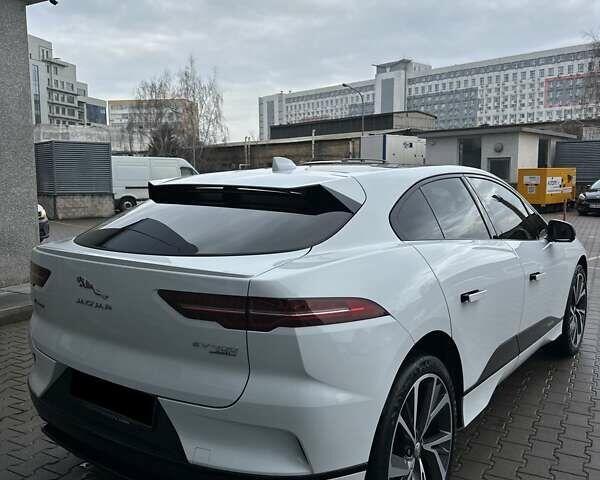 Білий Ягуар I-Pace, об'ємом двигуна 0 л та пробігом 85 тис. км за 24900 $, фото 7 на Automoto.ua
