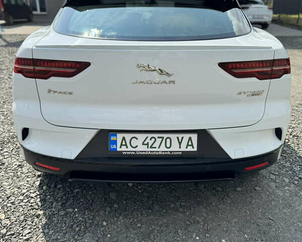 Белый Ягуар I-Pace, объемом двигателя 0 л и пробегом 189 тыс. км за 18980 $, фото 6 на Automoto.ua