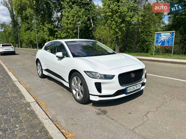 Белый Ягуар I-Pace, объемом двигателя 0 л и пробегом 44 тыс. км за 27800 $, фото 3 на Automoto.ua