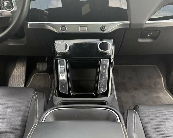 Ягуар I-Pace 2018 в Тернополе на Automoto.ua Белый Ягуар I-Pace, объемом двигателя 0 л и пробегом 114 тыс. км за 22500 $, фото 25 на Automoto.ua