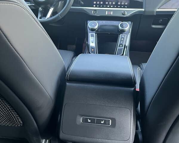 Белый Ягуар I-Pace, объемом двигателя 0 л и пробегом 94 тыс. км за 26500 $, фото 8 на Automoto.ua