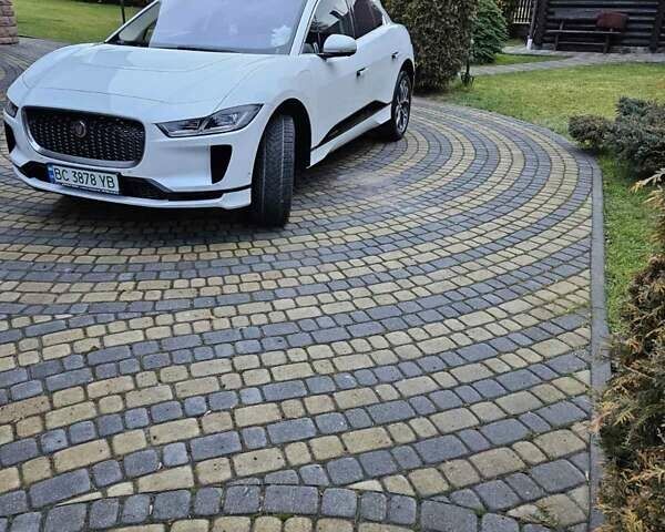 Белый Ягуар I-Pace, объемом двигателя 0 л и пробегом 116 тыс. км за 24480 $, фото 28 на Automoto.ua