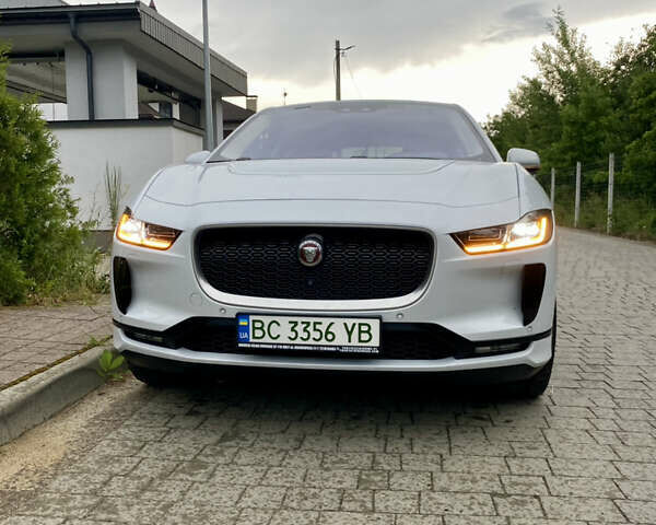 Белый Ягуар I-Pace, объемом двигателя 0 л и пробегом 152 тыс. км за 25999 $, фото 2 на Automoto.ua