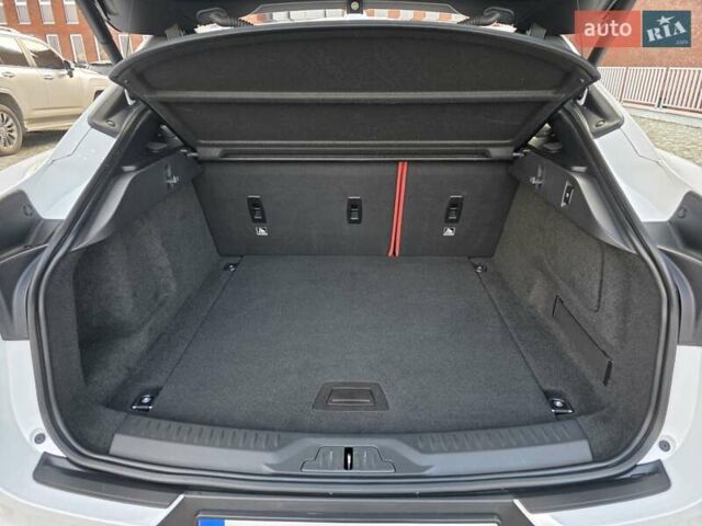 Білий Ягуар I-Pace, об'ємом двигуна 0 л та пробігом 44 тис. км за 30500 $, фото 18 на Automoto.ua