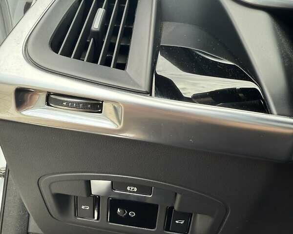 Ягуар I-Pace 2018 в Тернополе на Automoto.ua Белый Ягуар I-Pace, объемом двигателя 0 л и пробегом 114 тыс. км за 22500 $, фото 49 на Automoto.ua