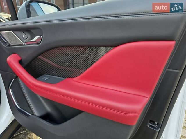 Білий Ягуар I-Pace, об'ємом двигуна 0 л та пробігом 44 тис. км за 30500 $, фото 12 на Automoto.ua