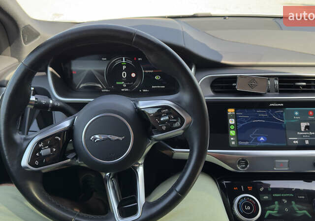 Белый Ягуар I-Pace, объемом двигателя 0 л и пробегом 122 тыс. км за 25700 $, фото 22 на Automoto.ua