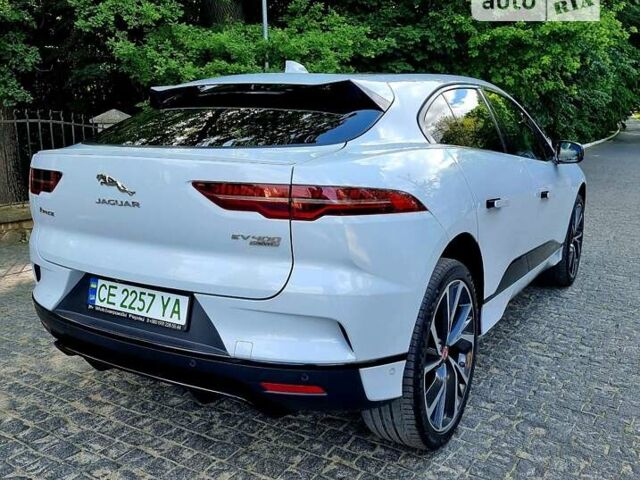 Белый Ягуар I-Pace, объемом двигателя 0 л и пробегом 93 тыс. км за 25000 $, фото 32 на Automoto.ua