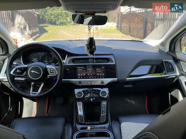 Білий Ягуар I-Pace, об'ємом двигуна 0 л та пробігом 127 тис. км за 24450 $, фото 6 на Automoto.ua