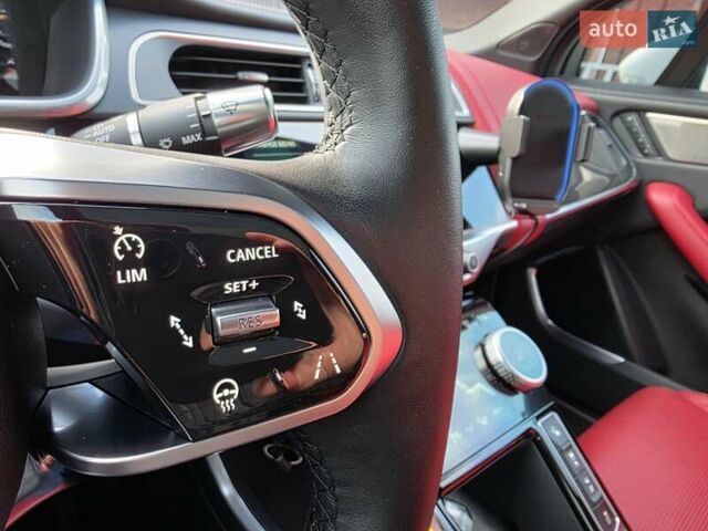 Білий Ягуар I-Pace, об'ємом двигуна 0 л та пробігом 44 тис. км за 30500 $, фото 23 на Automoto.ua