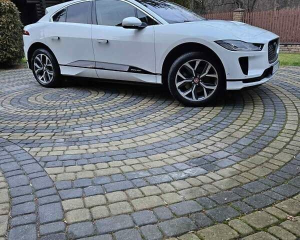 Белый Ягуар I-Pace, объемом двигателя 0 л и пробегом 116 тыс. км за 24480 $, фото 27 на Automoto.ua