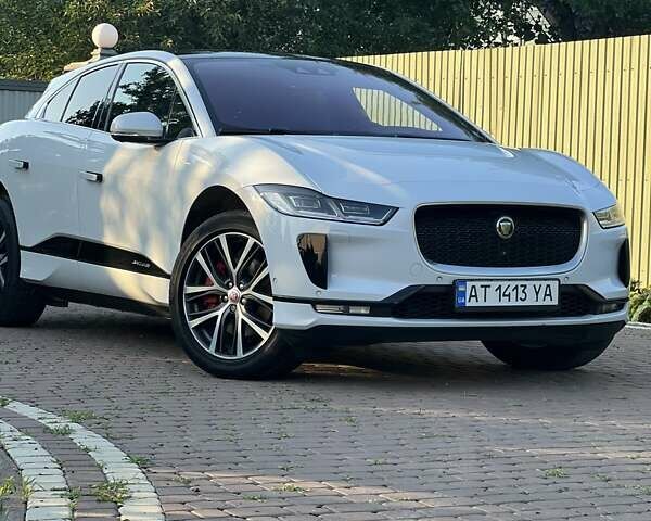 Белый Ягуар I-Pace, объемом двигателя 0 л и пробегом 94 тыс. км за 26500 $, фото 1 на Automoto.ua