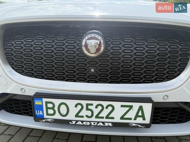 Ягуар I-Pace 2018 в Тернополе на Automoto.ua Белый Ягуар I-Pace, объемом двигателя 0 л и пробегом 114 тыс. км за 22500 $, фото 65 на Automoto.ua