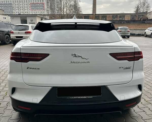 Білий Ягуар I-Pace, об'ємом двигуна 0 л та пробігом 85 тис. км за 24900 $, фото 6 на Automoto.ua