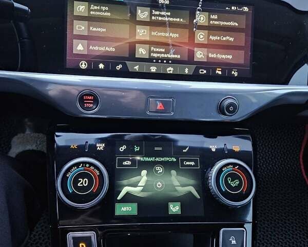 Белый Ягуар I-Pace, объемом двигателя 0 л и пробегом 116 тыс. км за 24480 $, фото 13 на Automoto.ua