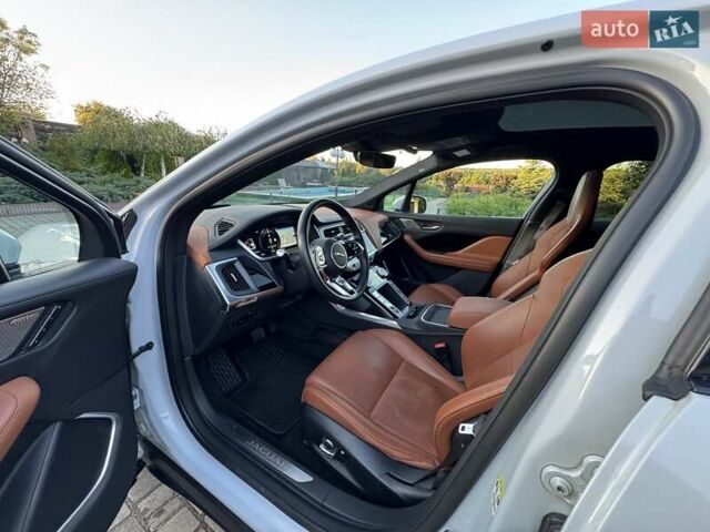 Білий Ягуар I-Pace, об'ємом двигуна 0 л та пробігом 161 тис. км за 28000 $, фото 19 на Automoto.ua