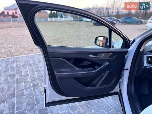 Білий Ягуар I-Pace, об'ємом двигуна 0 л та пробігом 170 тис. км за 21999 $, фото 10 на Automoto.ua