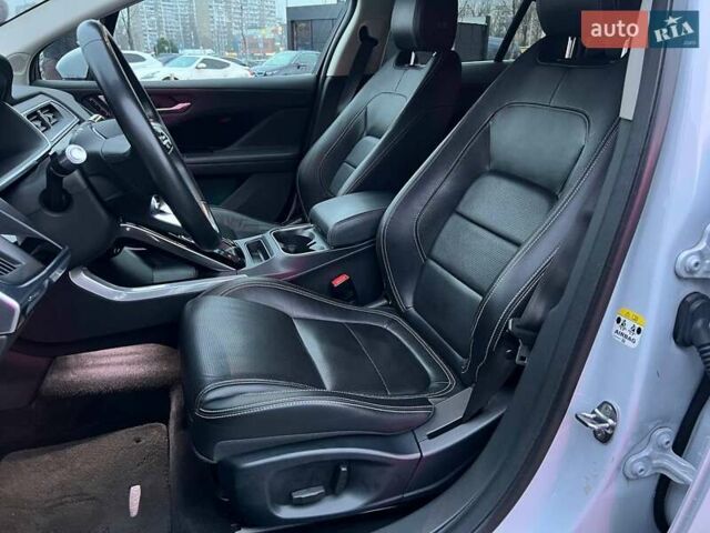 Білий Ягуар I-Pace, об'ємом двигуна 0 л та пробігом 150 тис. км за 21990 $, фото 10 на Automoto.ua