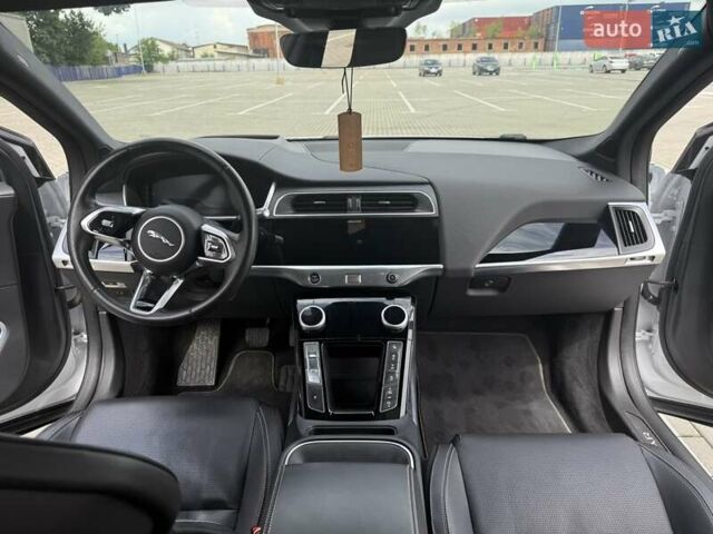 Ягуар I-Pace 2018 в Тернополе на Automoto.ua Белый Ягуар I-Pace, объемом двигателя 0 л и пробегом 114 тыс. км за 22500 $, фото 24 на Automoto.ua