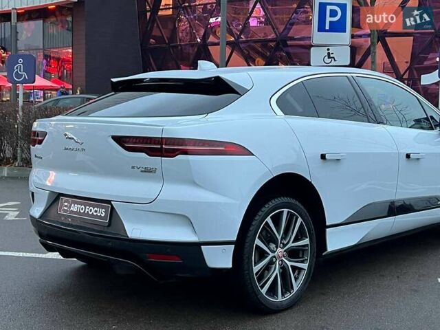 Білий Ягуар I-Pace, об'ємом двигуна 0 л та пробігом 150 тис. км за 21990 $, фото 8 на Automoto.ua
