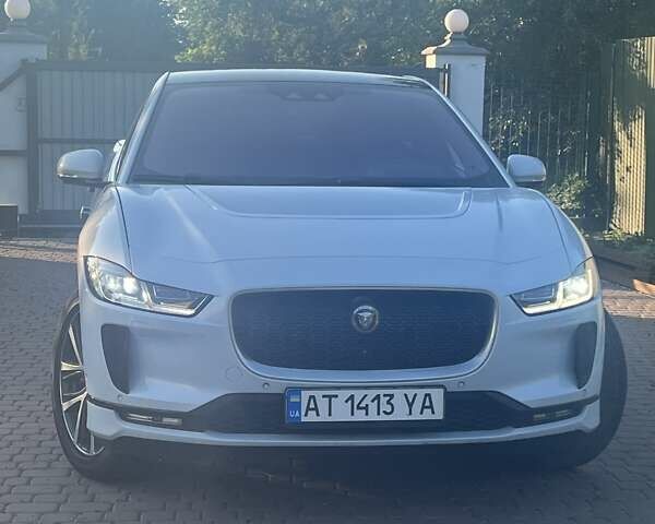 Белый Ягуар I-Pace, объемом двигателя 0 л и пробегом 94 тыс. км за 26500 $, фото 4 на Automoto.ua
