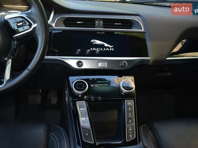 Белый Ягуар I-Pace, объемом двигателя 0 л и пробегом 61 тыс. км за 25000 $, фото 20 на Automoto.ua
